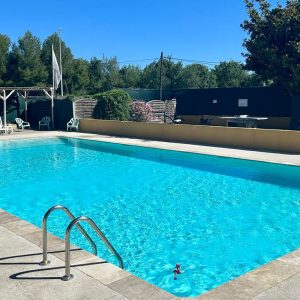 Un havre de paix en pleine nature : Camping de l’Arrnel